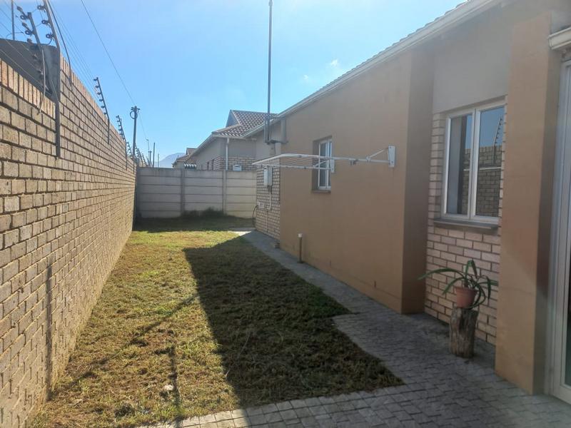 3 Bedroom Property for Sale in Mooikloof Country Estate Western Cape
